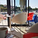 Marina Mel Apartamento *
