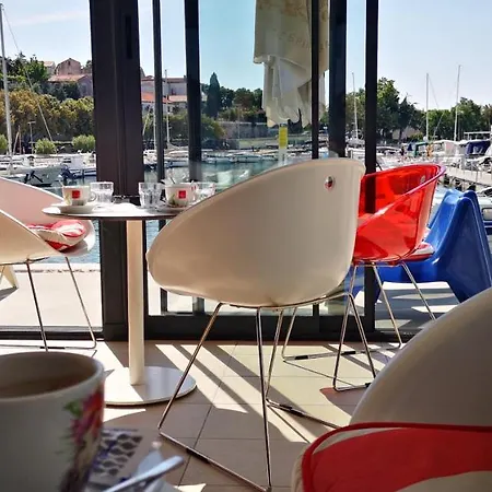 Marina Mel Apartmán *