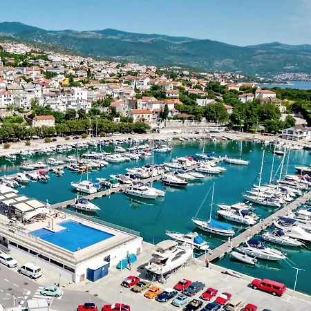 Marina Mel Novi Vinodolski