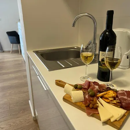 Marina Mel * Novi Vinodolski