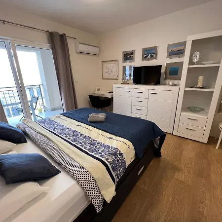 Marina Mel Apartamento *