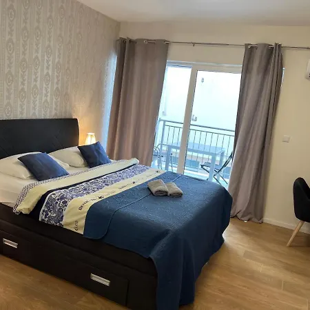 Marina Mel Apartamento *