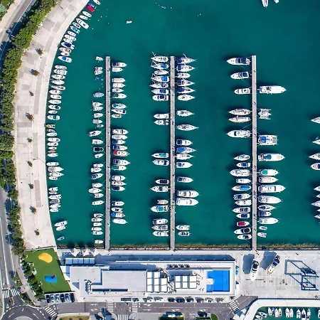 Marina Mel * Novi Vinodolski